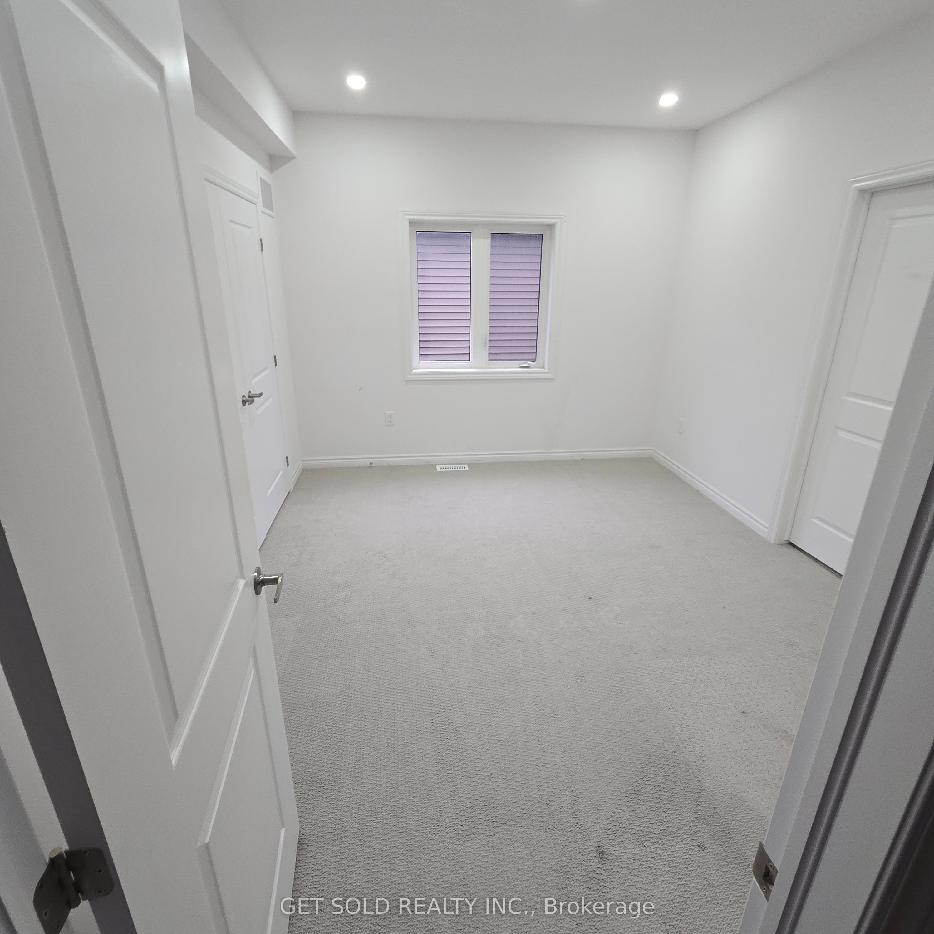 133 Court Drive Property Photo 14
