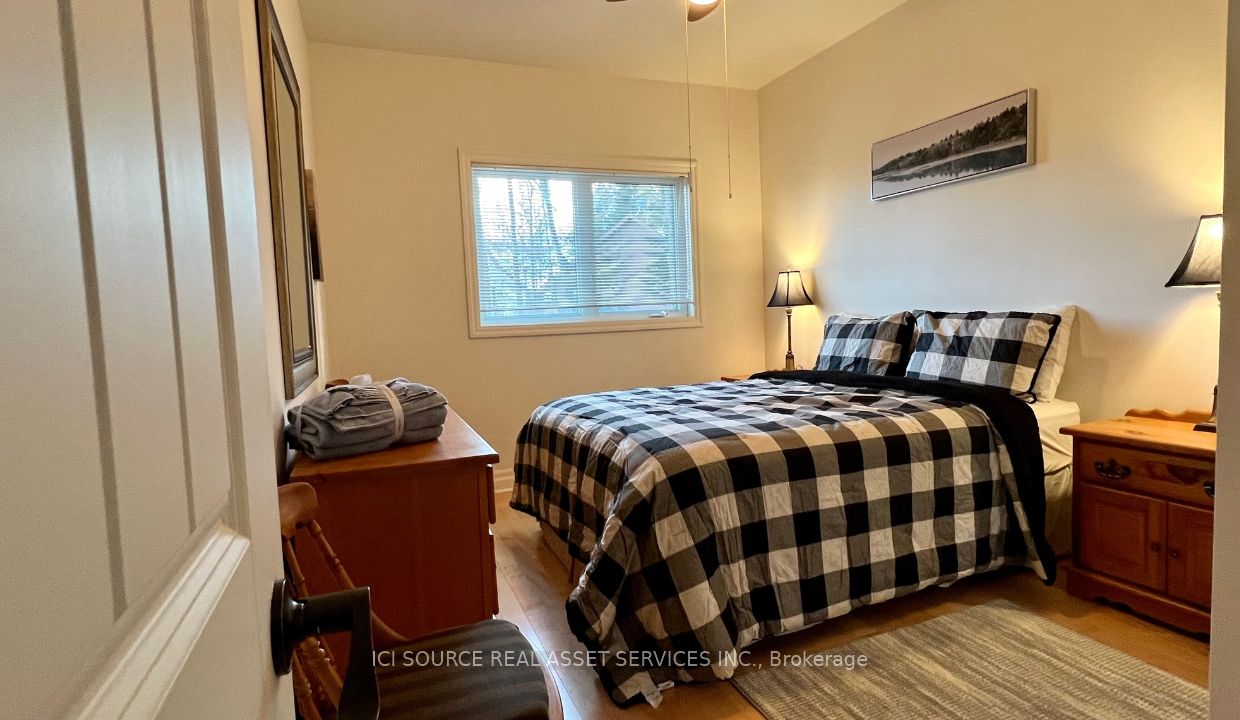 1311 Wonderland Road Property Photo 8