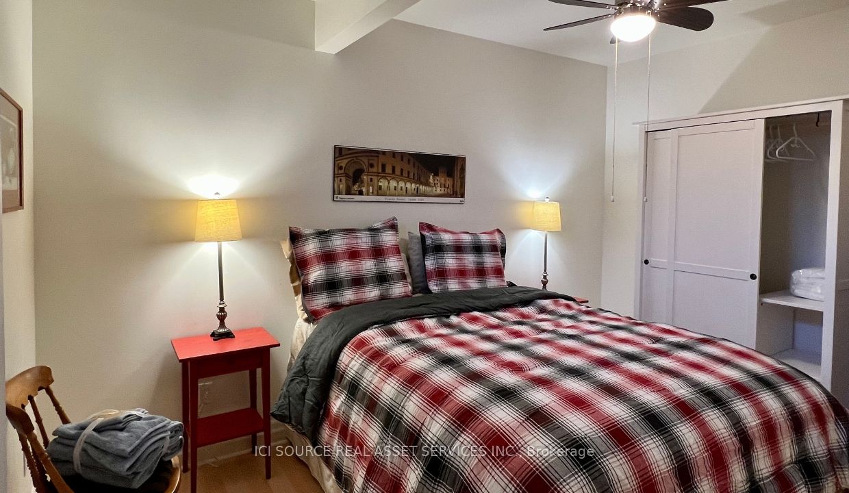 1311 Wonderland Road Property Photo 15