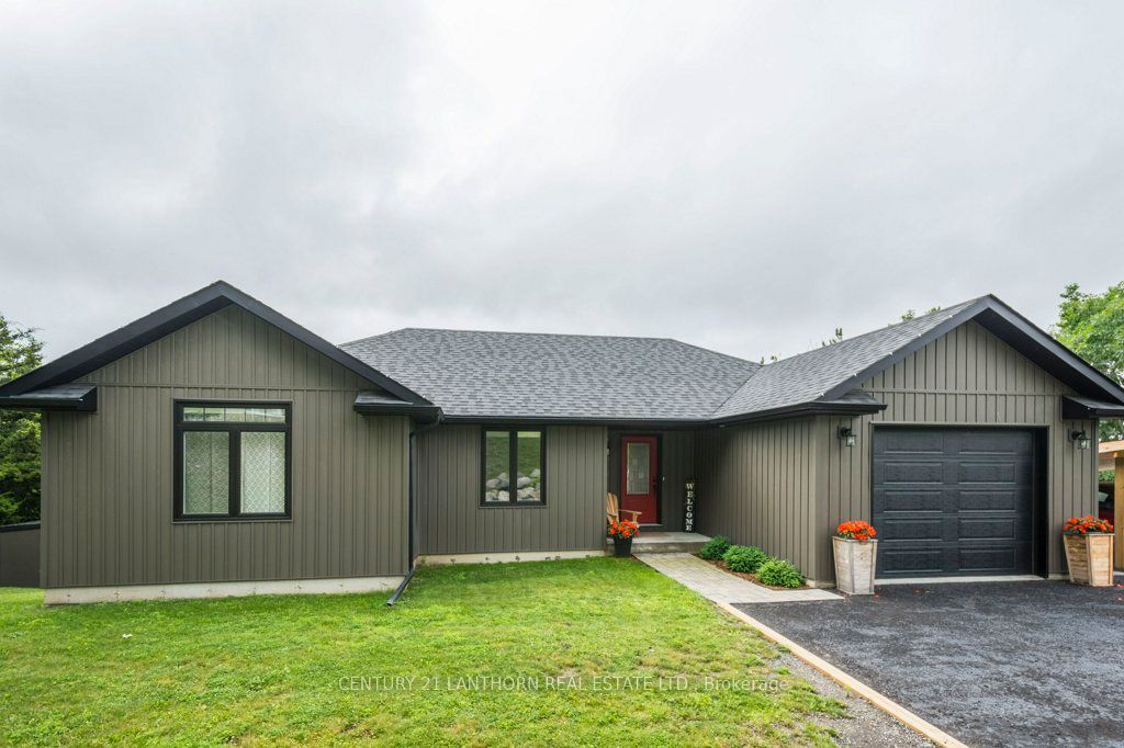 1053 Smith Street Property Photo 1