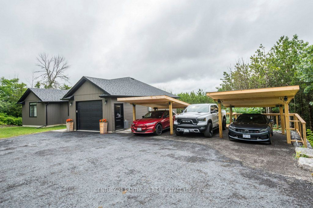 1053 Smith Street Property Photo 3