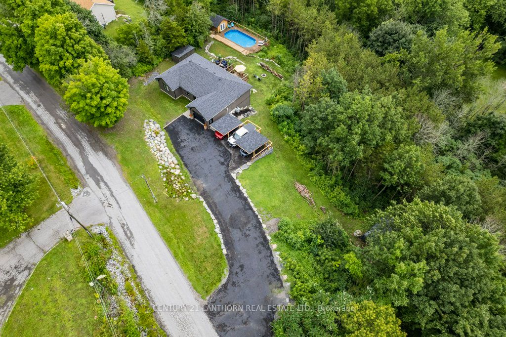 1053 Smith Street Property Photo 4