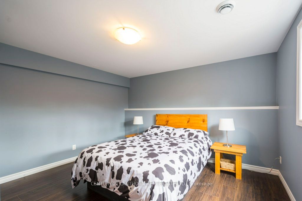 1053 Smith Street Property Photo 27
