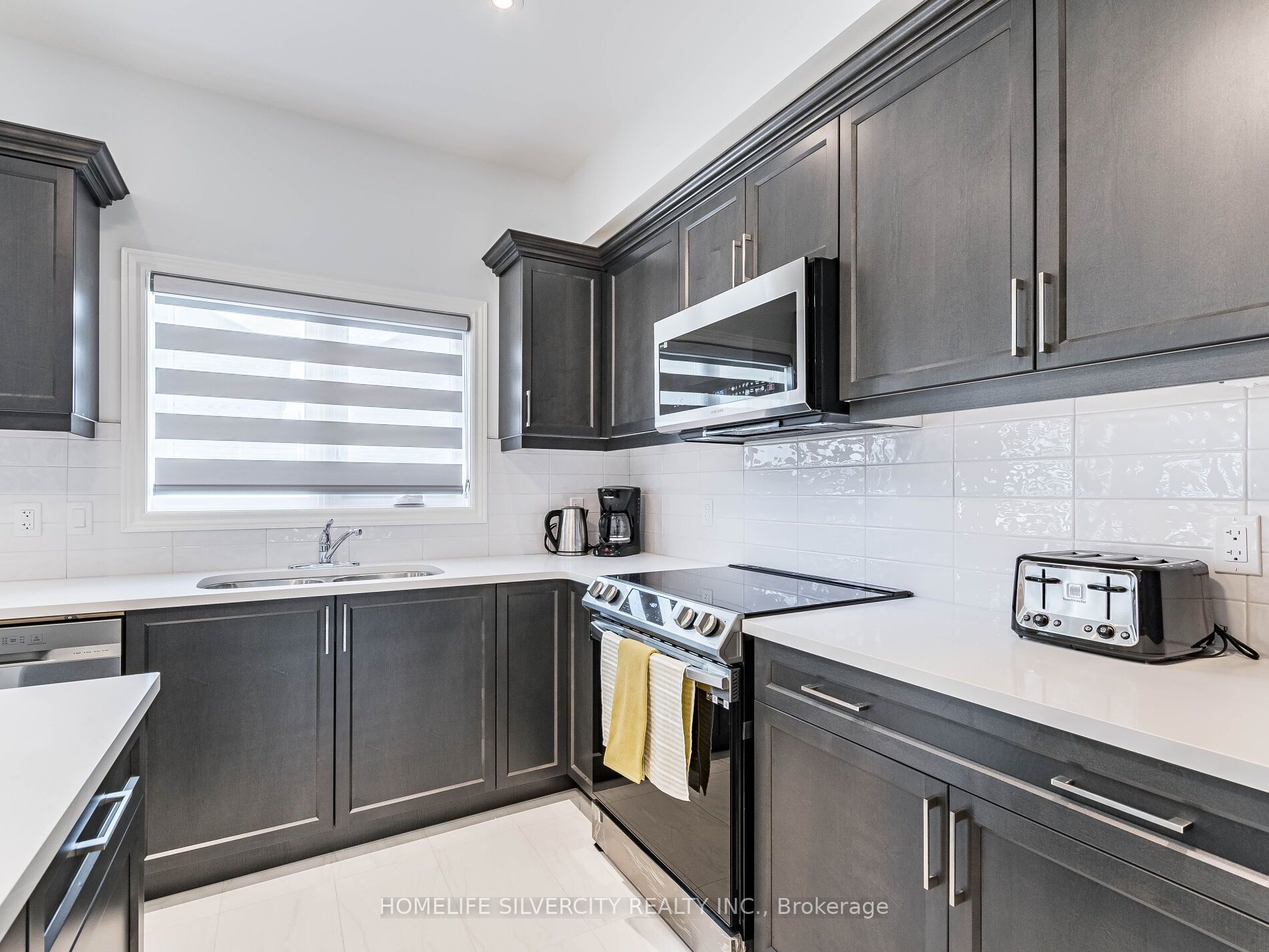 27 Autumn Avenue Property Photo 16