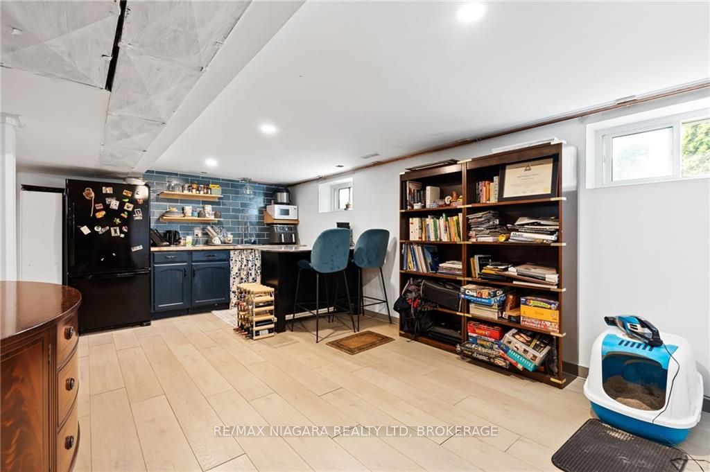 908 Netherby Road Property Photo 14