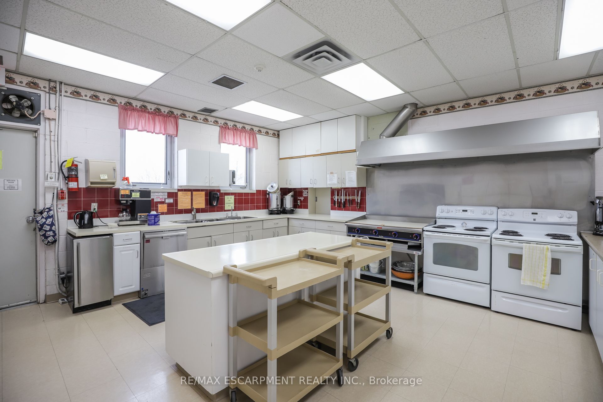 #335 - 3033 Townline Road Property Photo 37