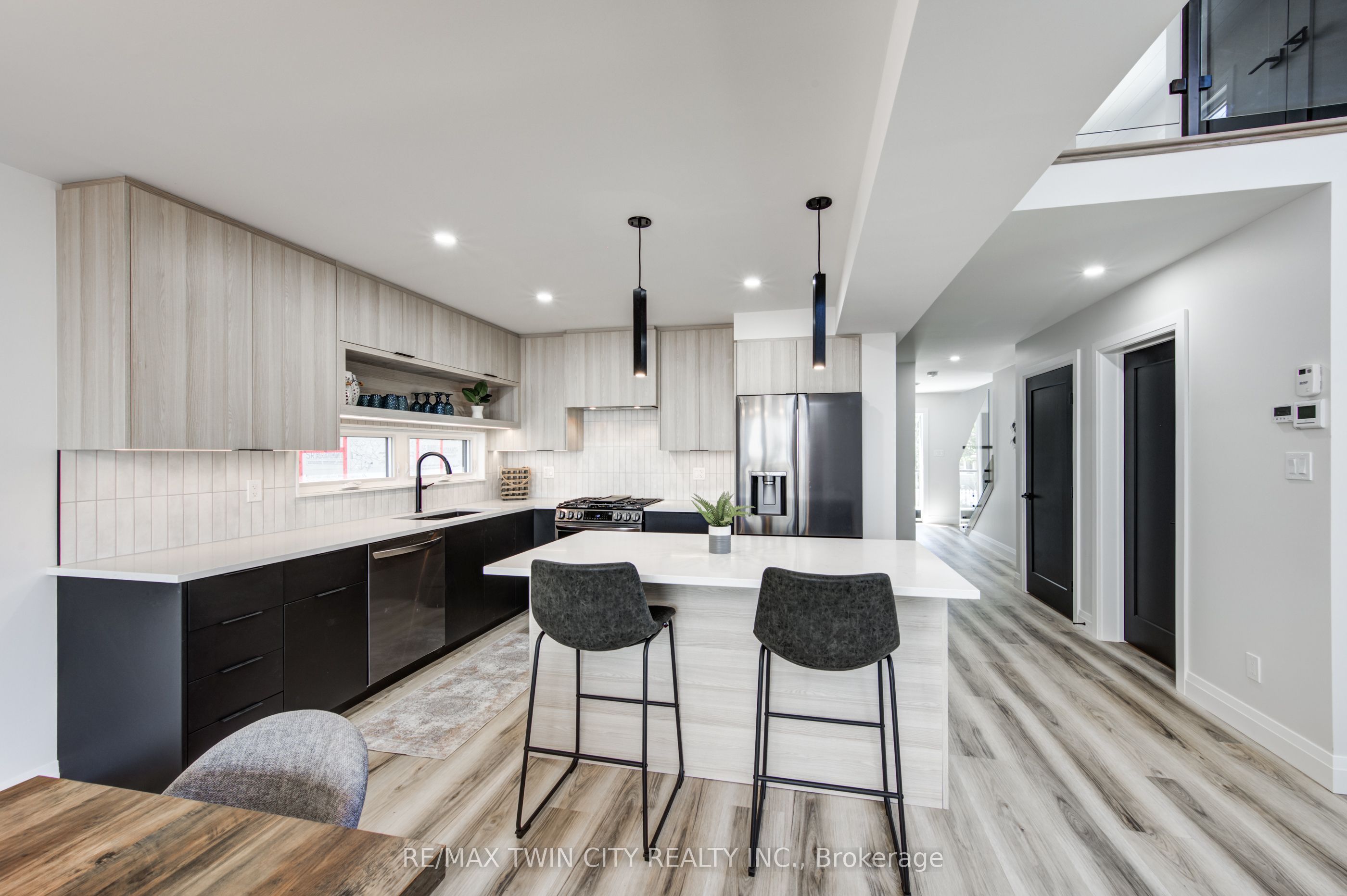 57 Centre Street Property Photo 10