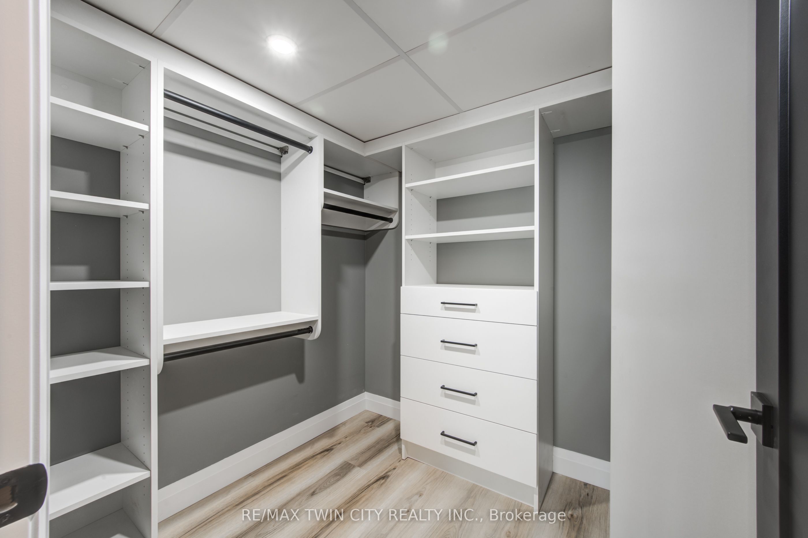 57 Centre Street Property Photo 22
