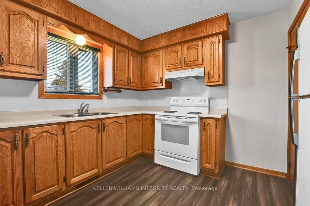20397 Park Crescent Property Photo 17