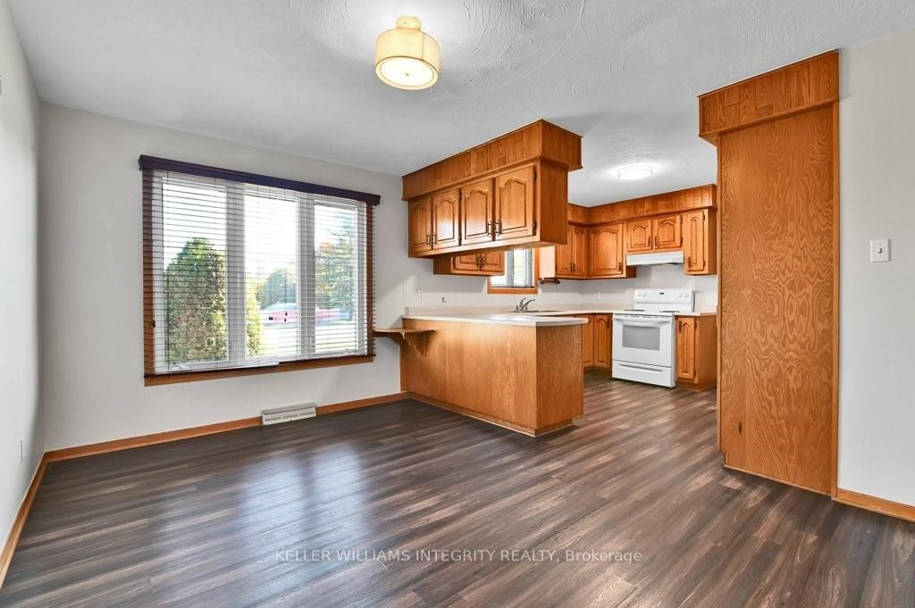 20397 Park Crescent Property Photo 22