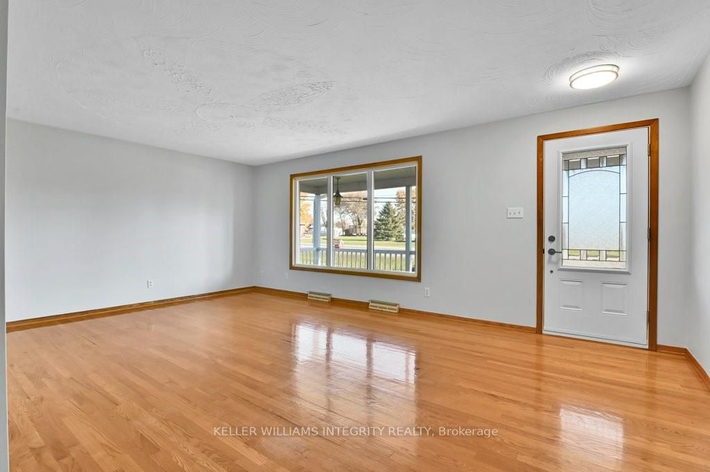 20397 Park Crescent Property Photo 25