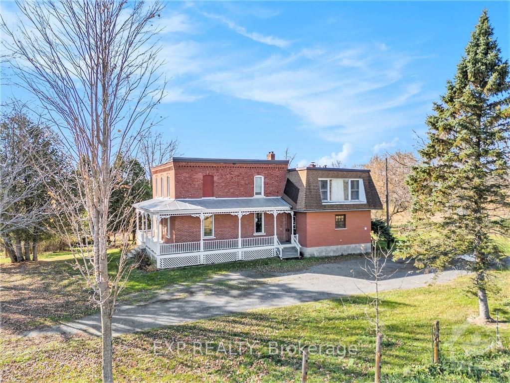 18873 Kenyon Concession 5 Road Property Photo 2