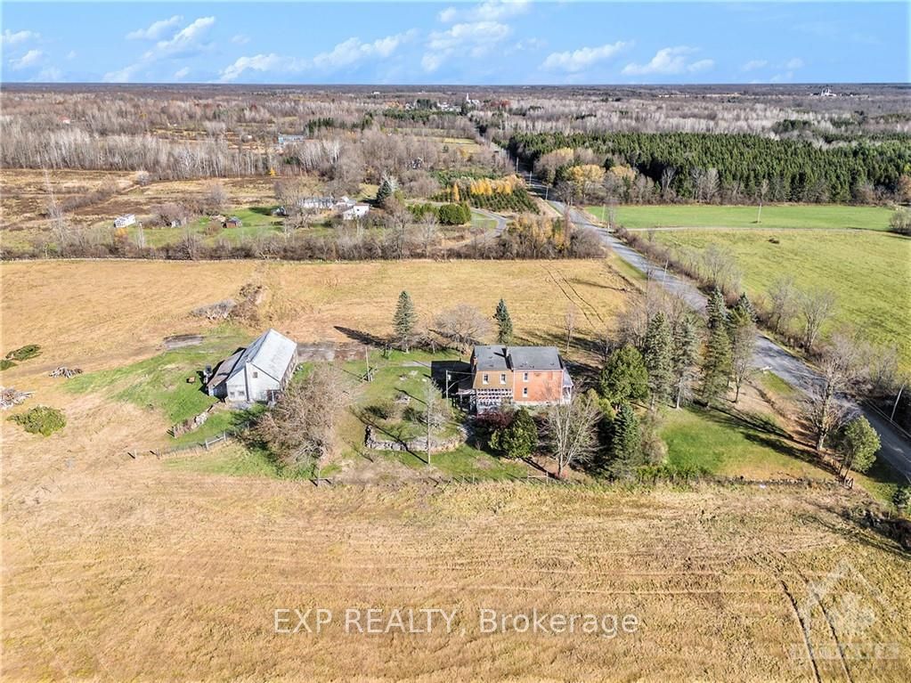 18873 Kenyon Concession 5 Road Property Photo 8