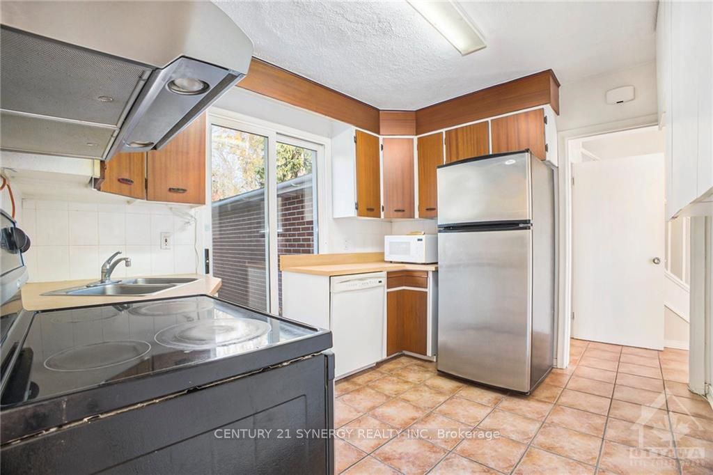 2725 Kelly Avenue Property Photo 20