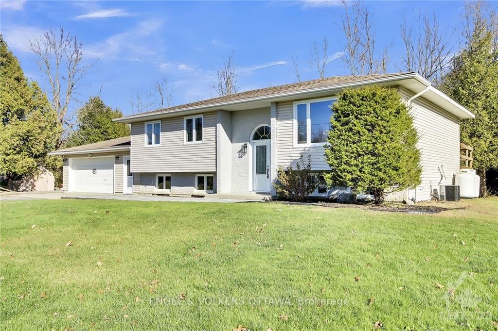 4715 Kelso Street Property Photo 3