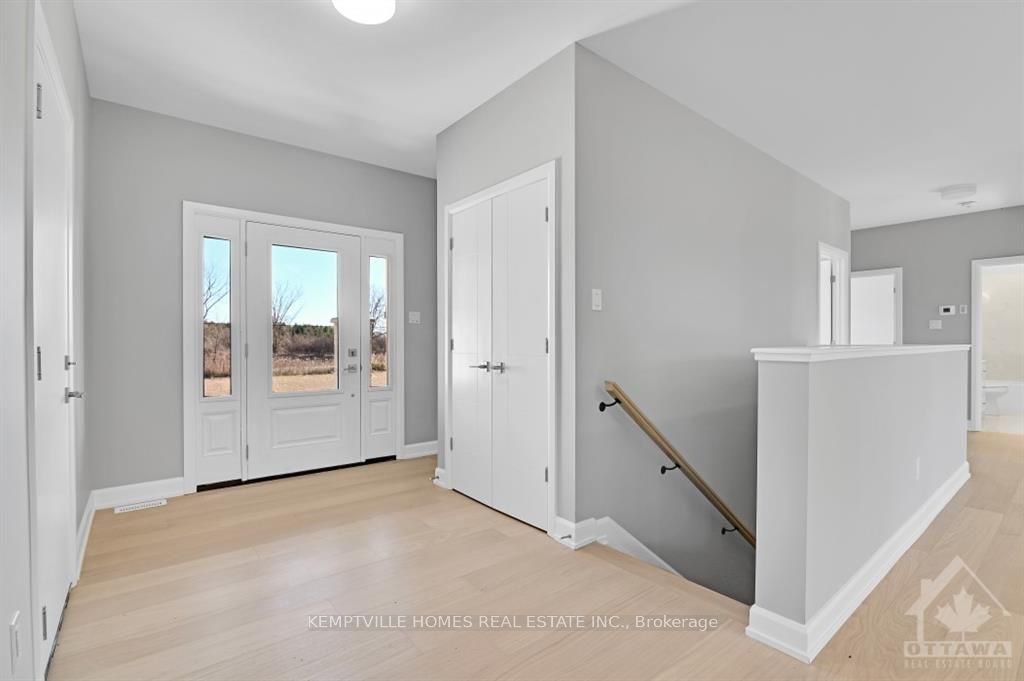 465 Pioneer Road Property Photo 4