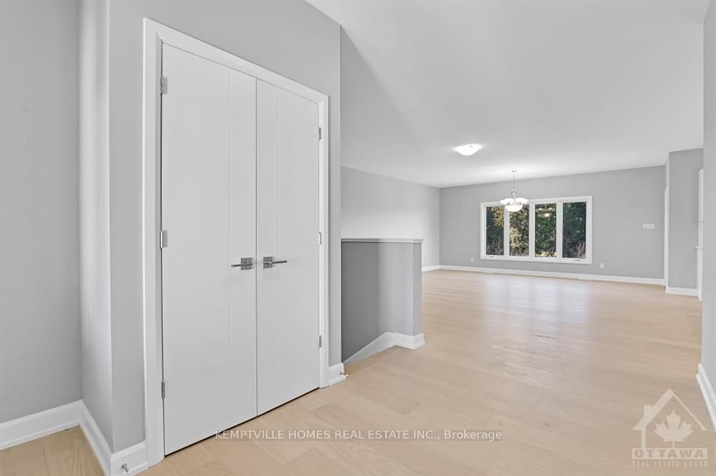 465 Pioneer Road Property Photo 5