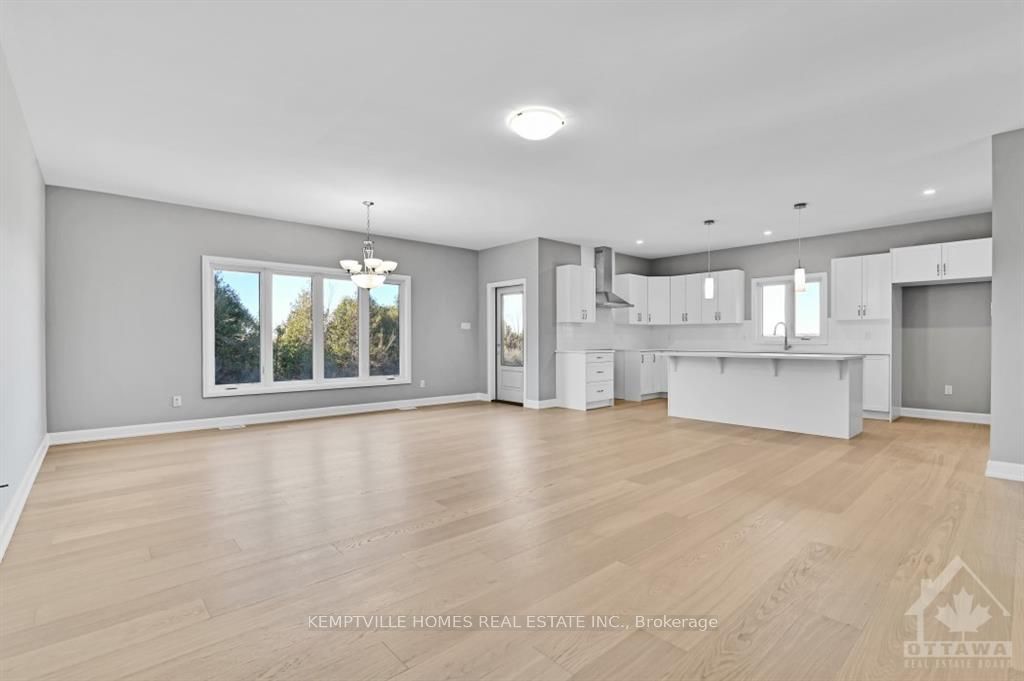 465 Pioneer Road Property Photo 11