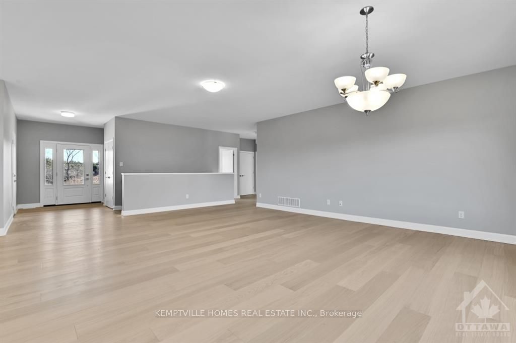 465 Pioneer Road Property Photo 13