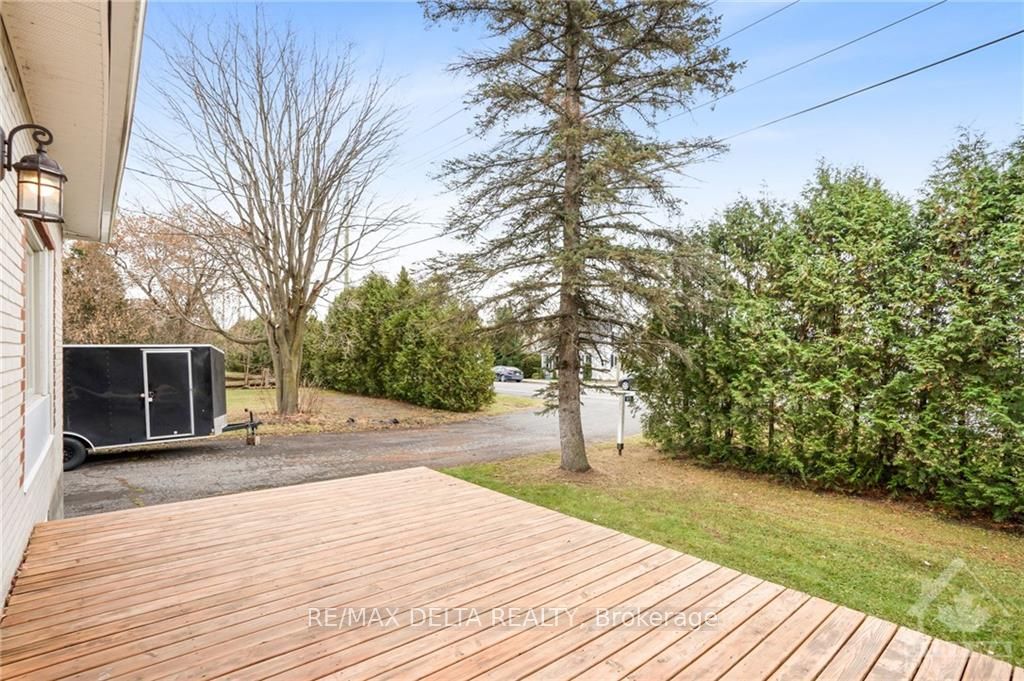 1015 Labrosse Street Property Photo 4