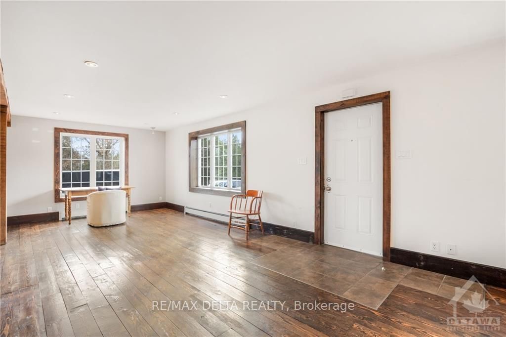 1015 Labrosse Street Property Photo 8