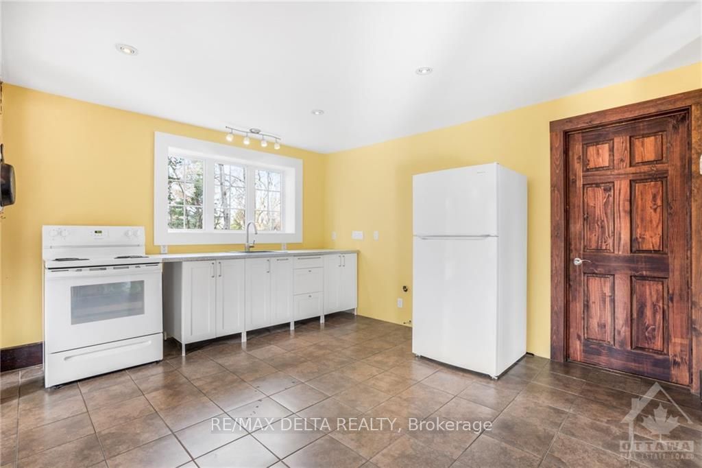 1015 Labrosse Street Property Photo 11