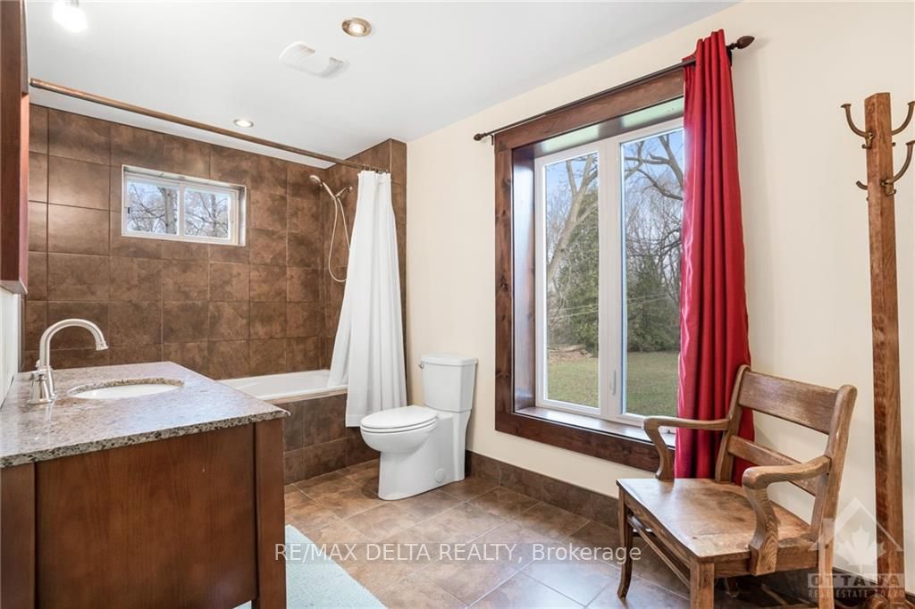 1015 Labrosse Street Property Photo 20