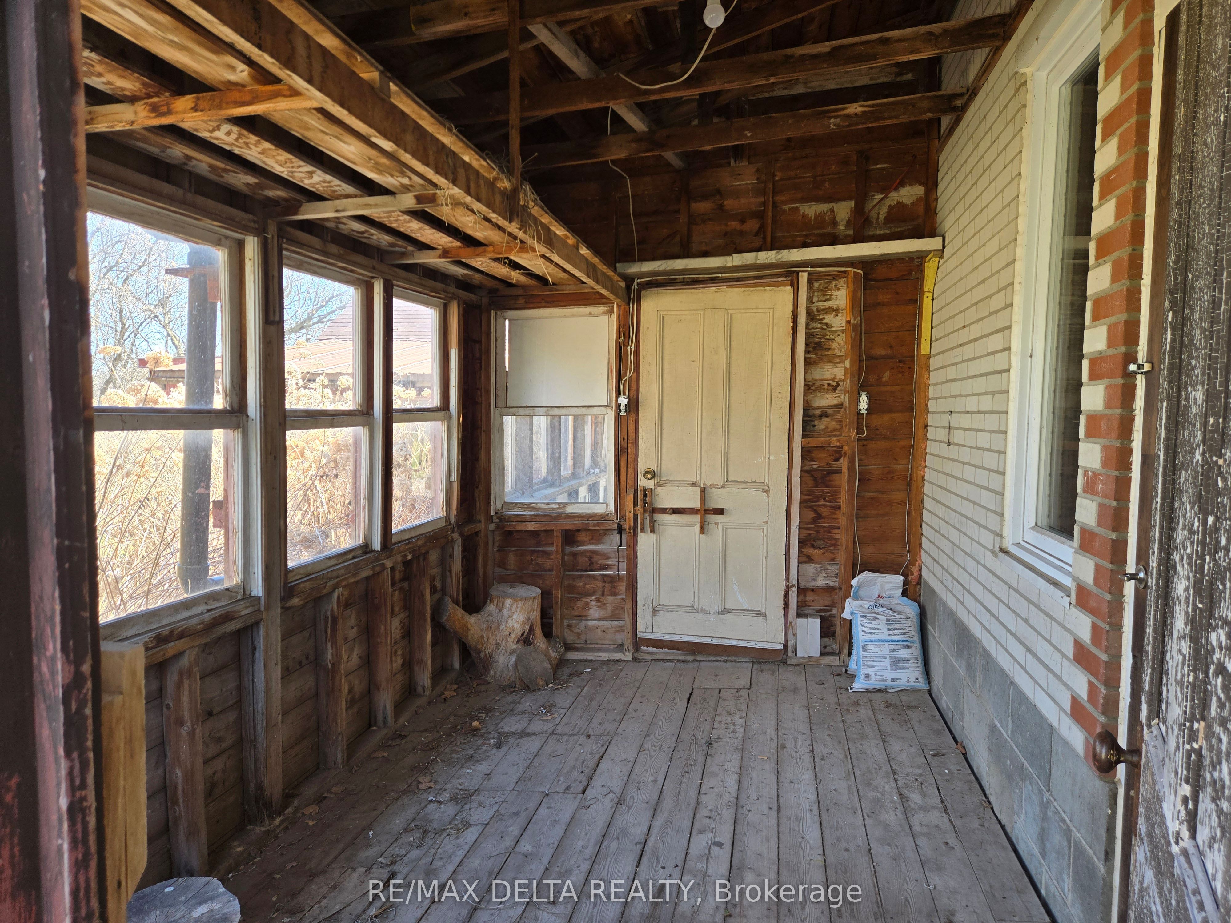 1015 Labrosse Street Property Photo 31