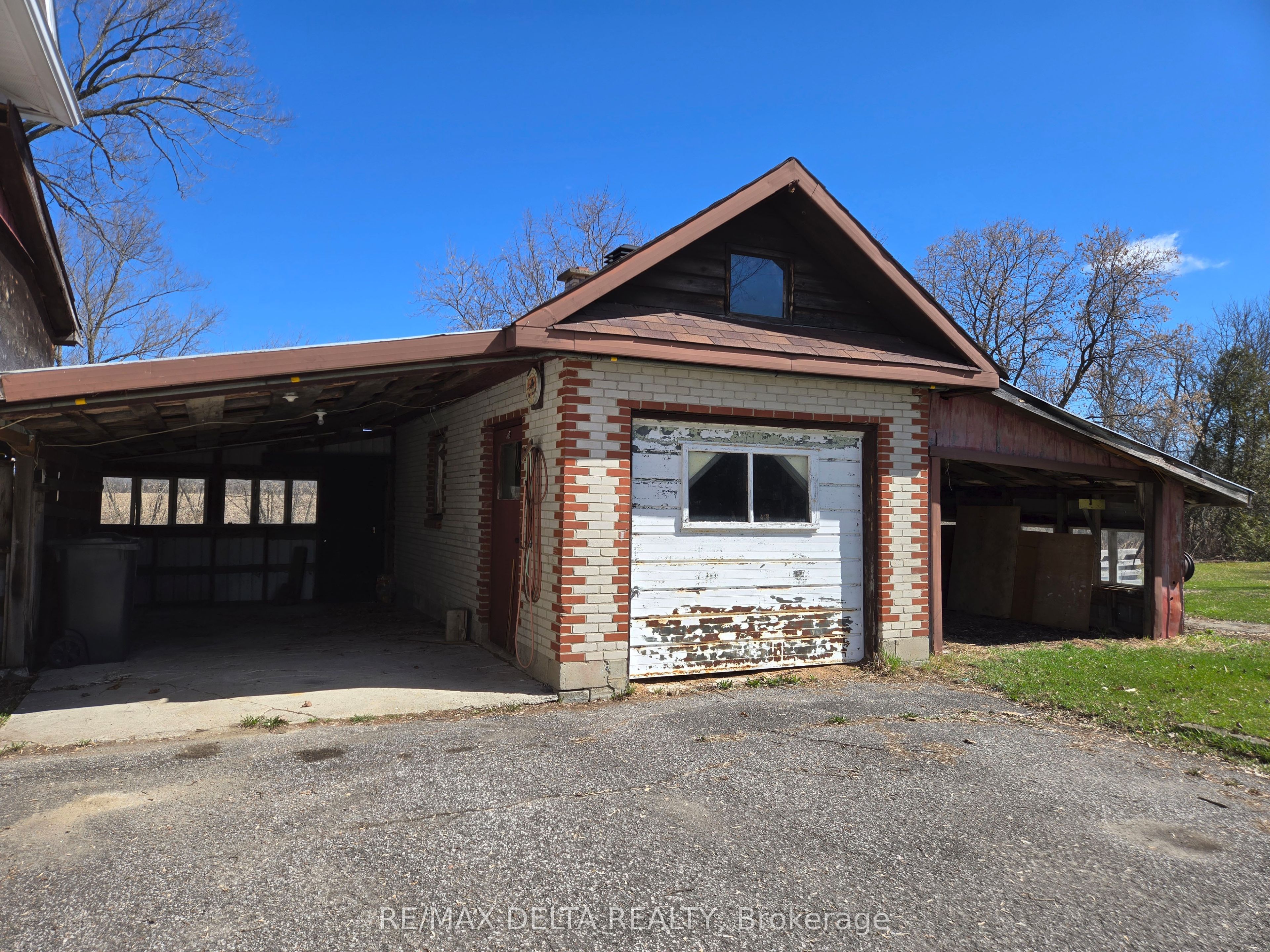 1015 Labrosse Street Property Photo 32