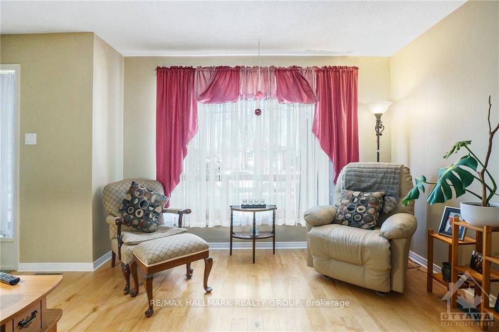 12 Haggart Street Property Photo 3