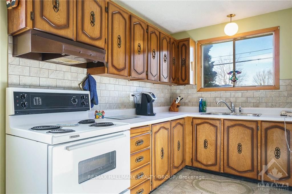 12 Haggart Street Property Photo 11