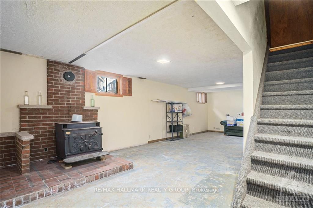 12 Haggart Street Property Photo 19