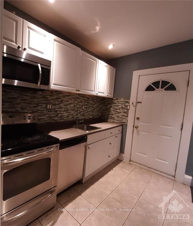 164 Clarence Street Property Photo 7