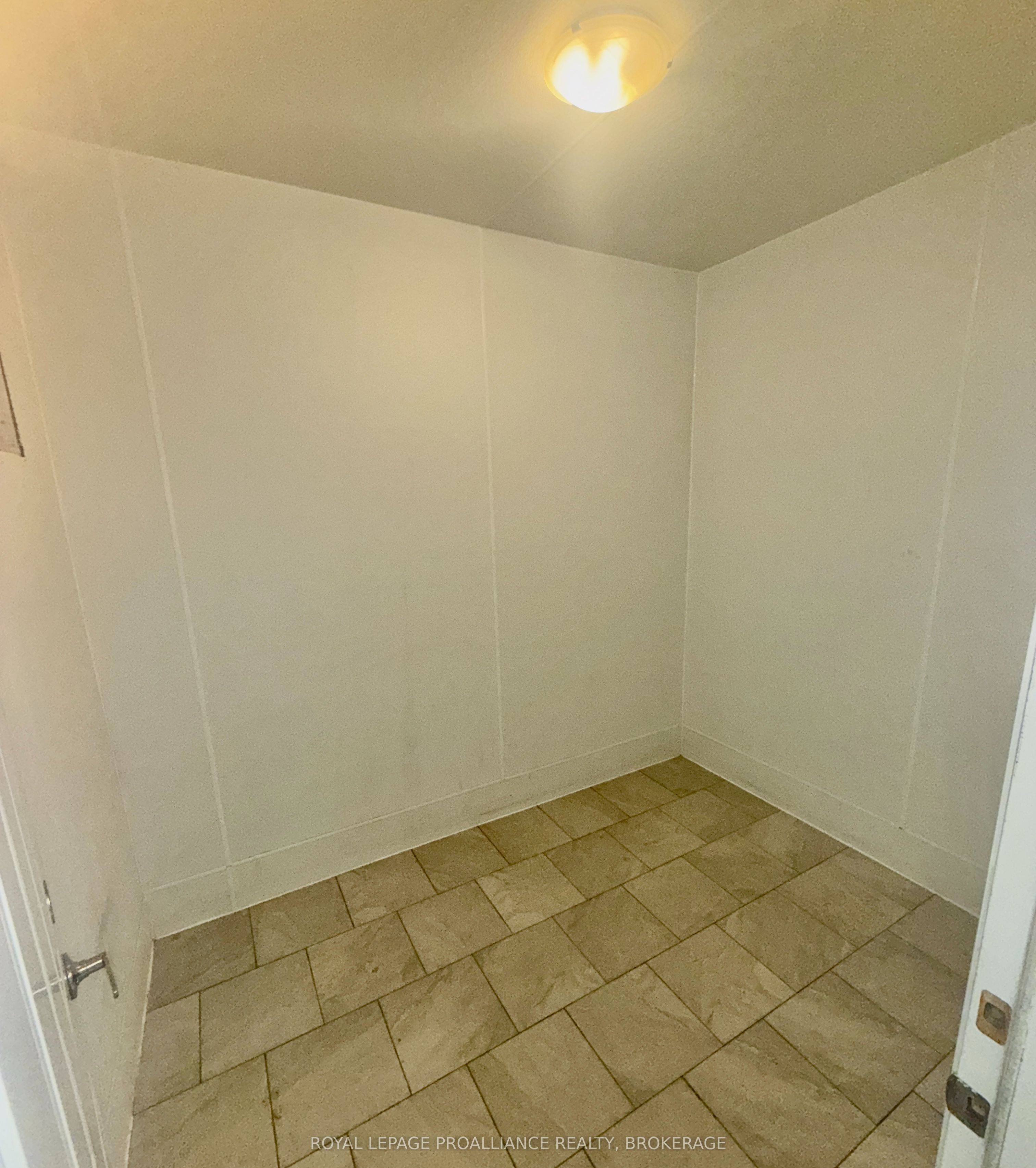 #21b - 745 Gardiners Road Property Photo 8