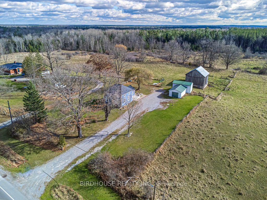 2426 County Road 48 Property Photo 2