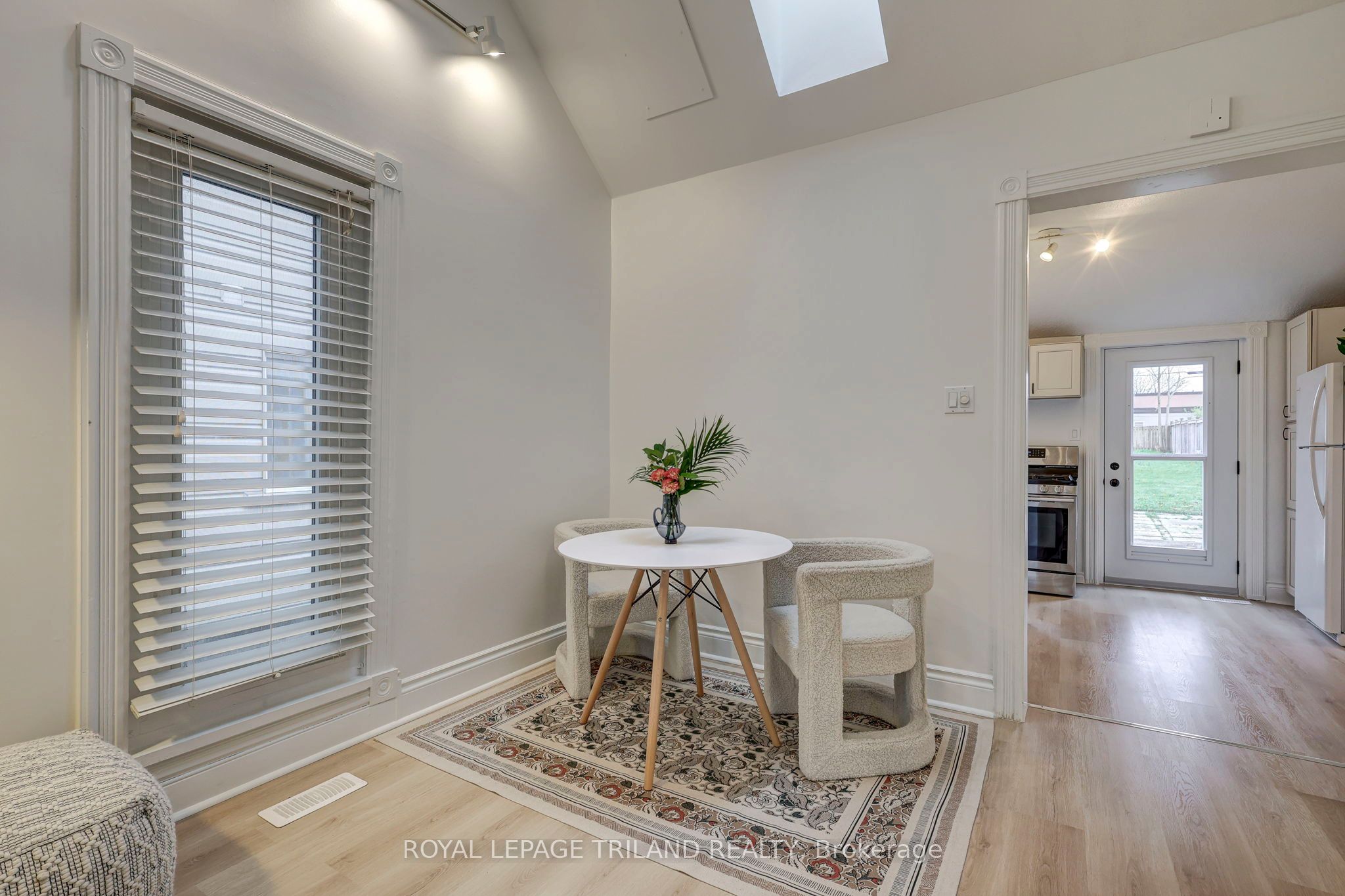 821 Queens Avenue Property Photo 8