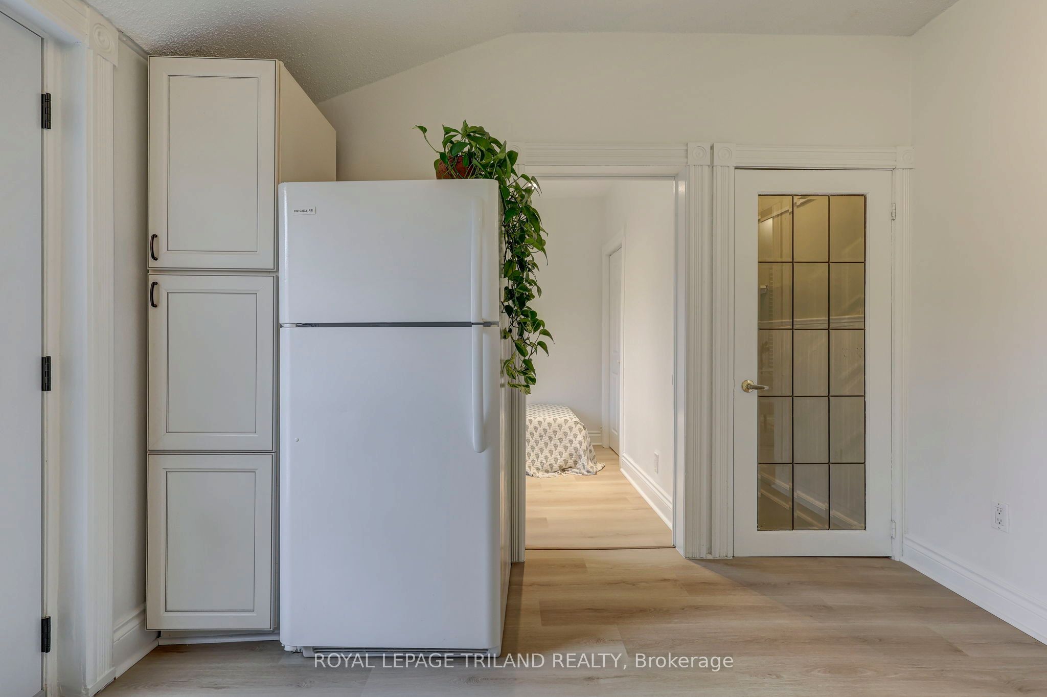821 Queens Avenue Property Photo 12