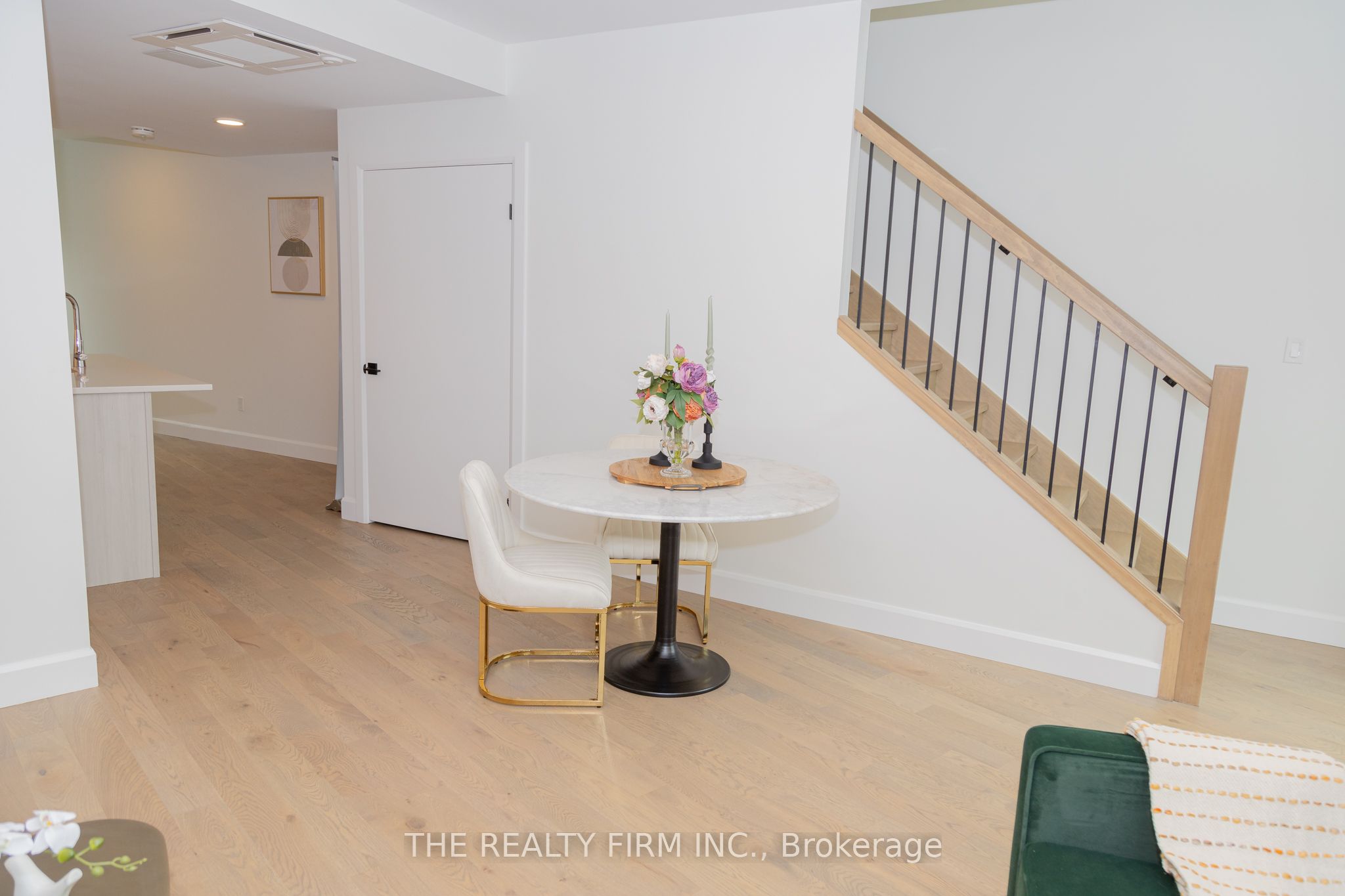 #b117 - 2082 Lumen Drive Property Photo 2