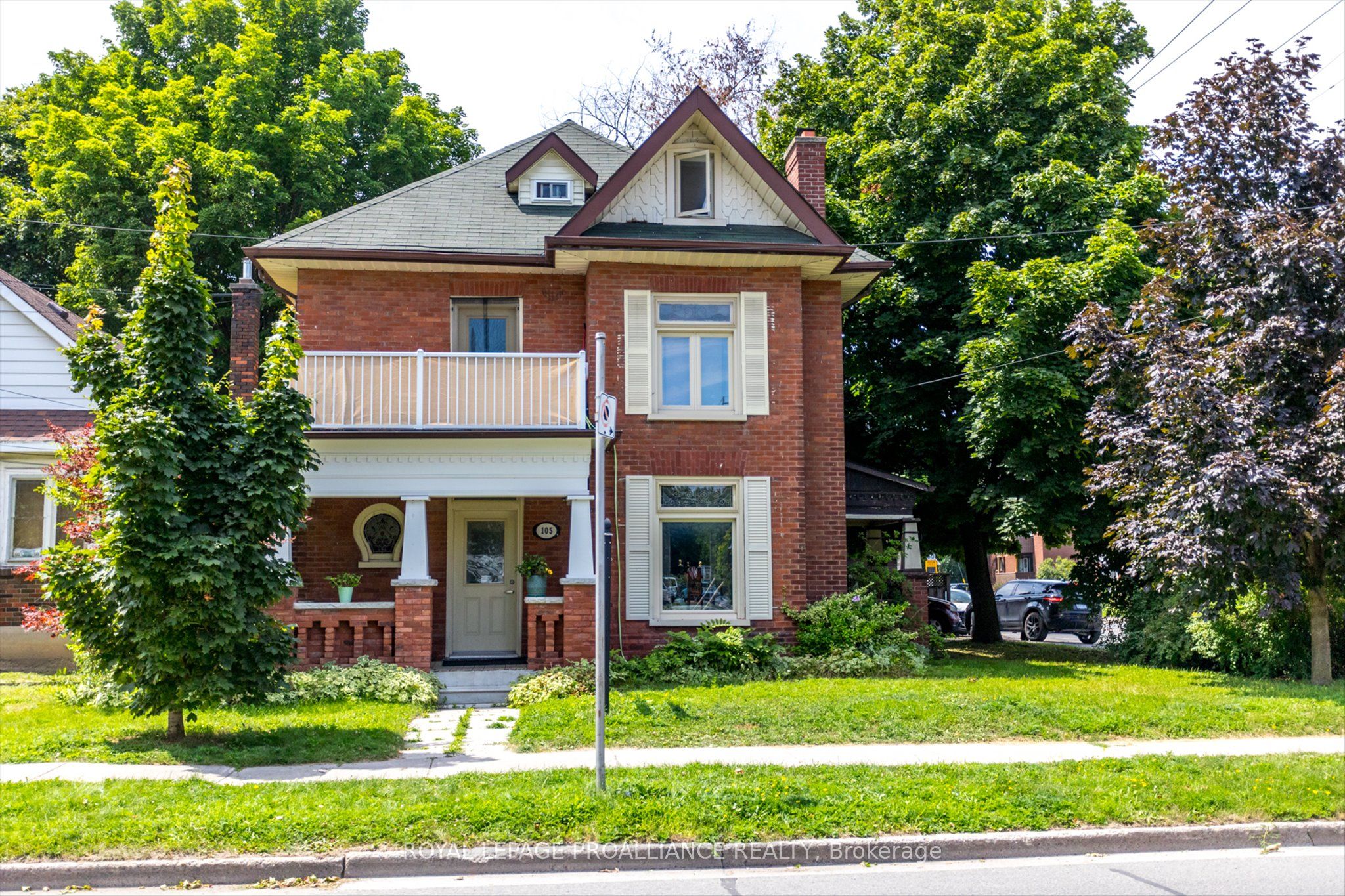 105 Aylmer St S Property Photo
