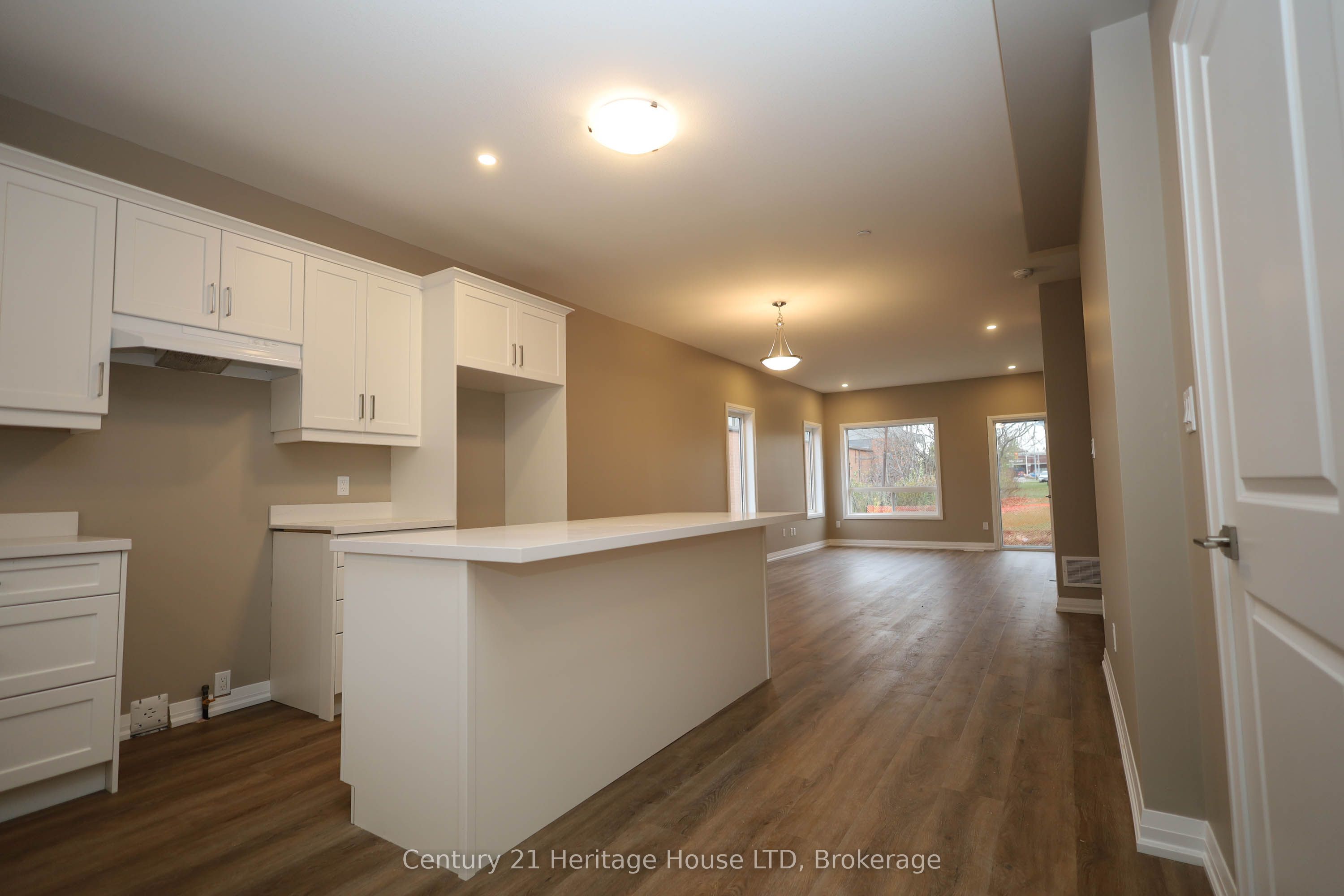 #15 - 397 Garrison Road Property Photo 4