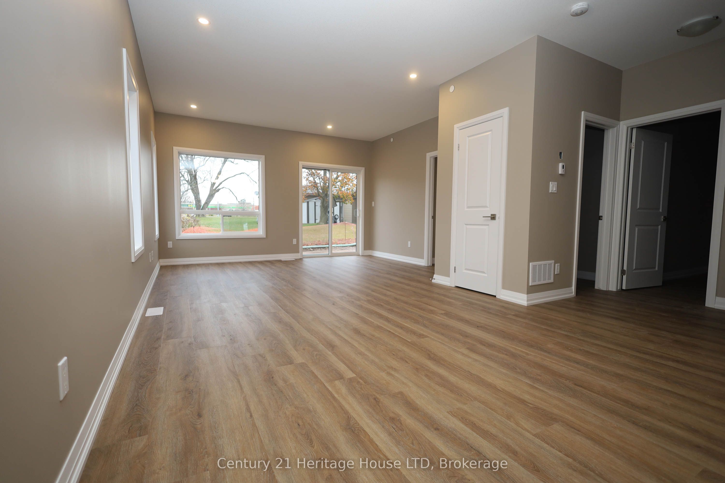 #15 - 397 Garrison Road Property Photo 8