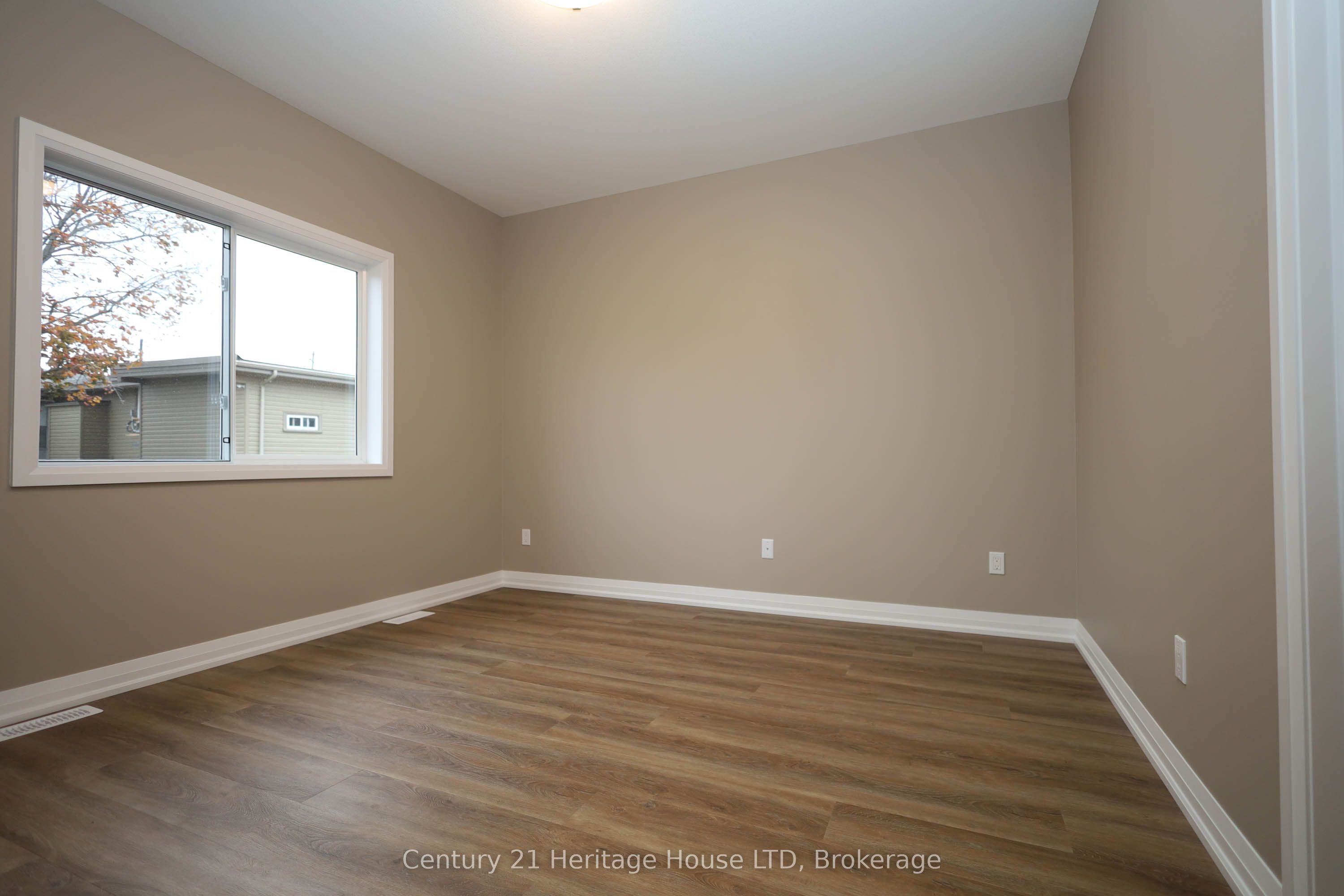 #15 - 397 Garrison Road Property Photo 9