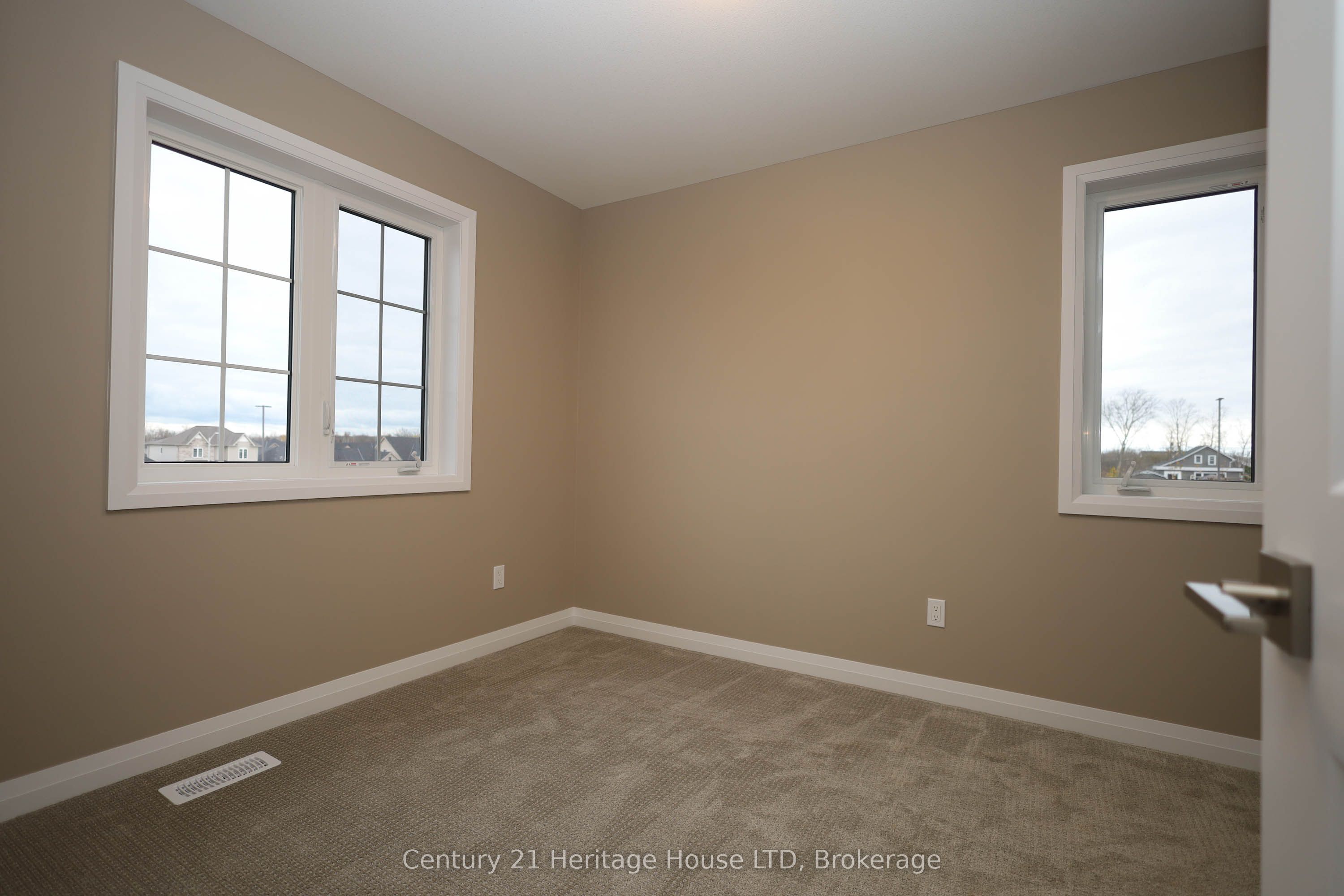 #15 - 397 Garrison Road Property Photo 16