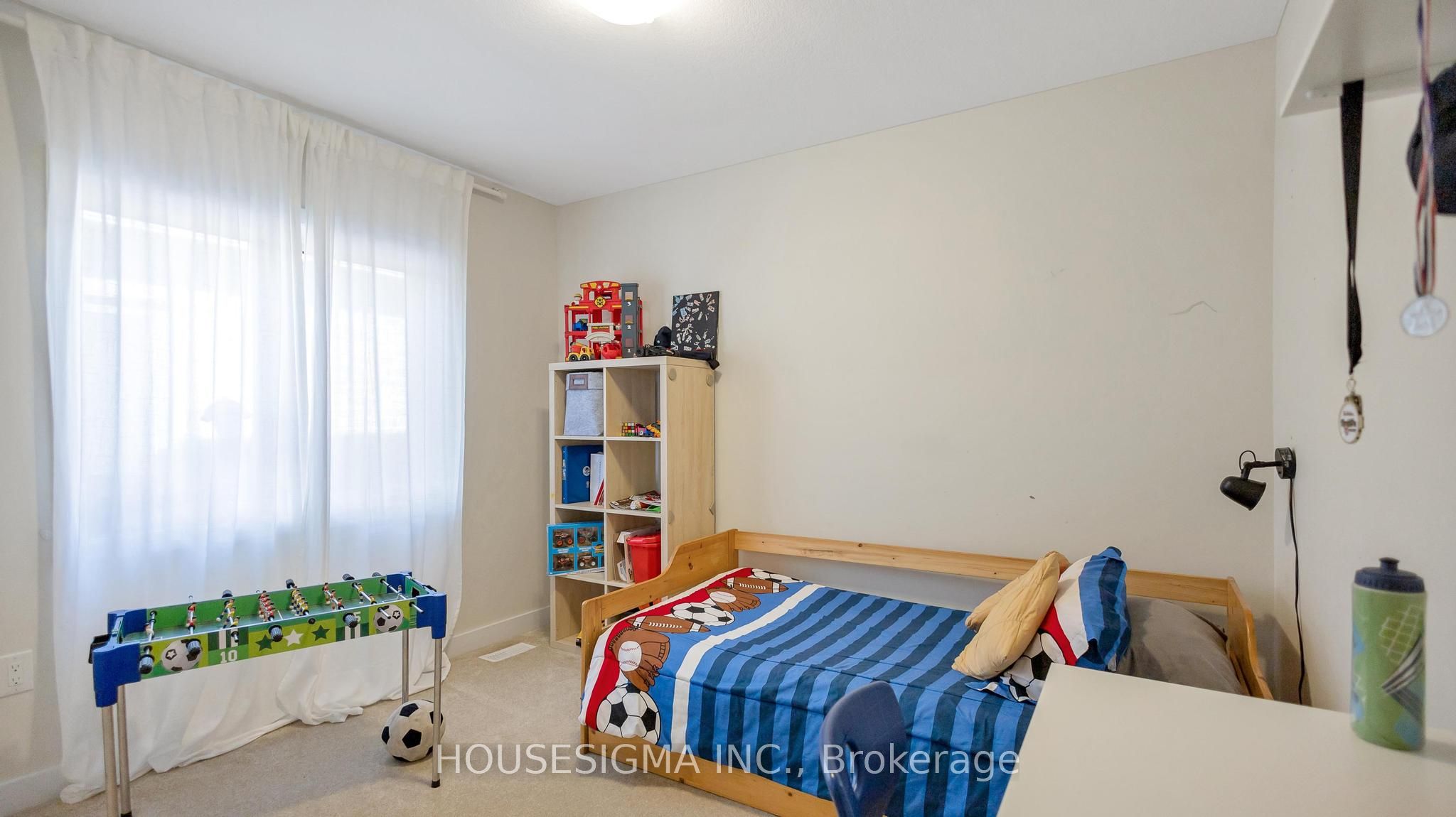 46 Hawick Crescent Property Photo 21