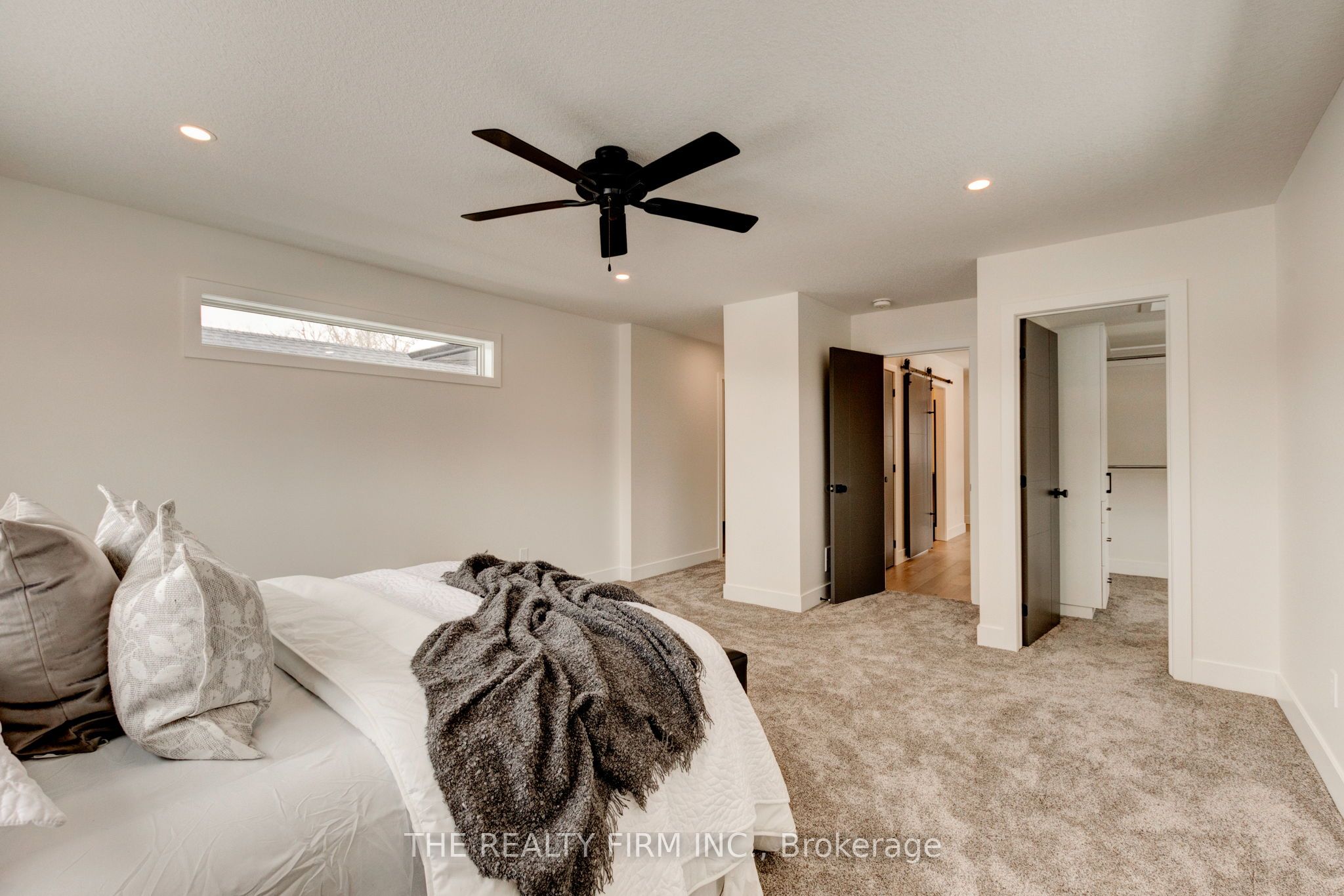 #30 - 22701 Adelaide Road Property Photo 18