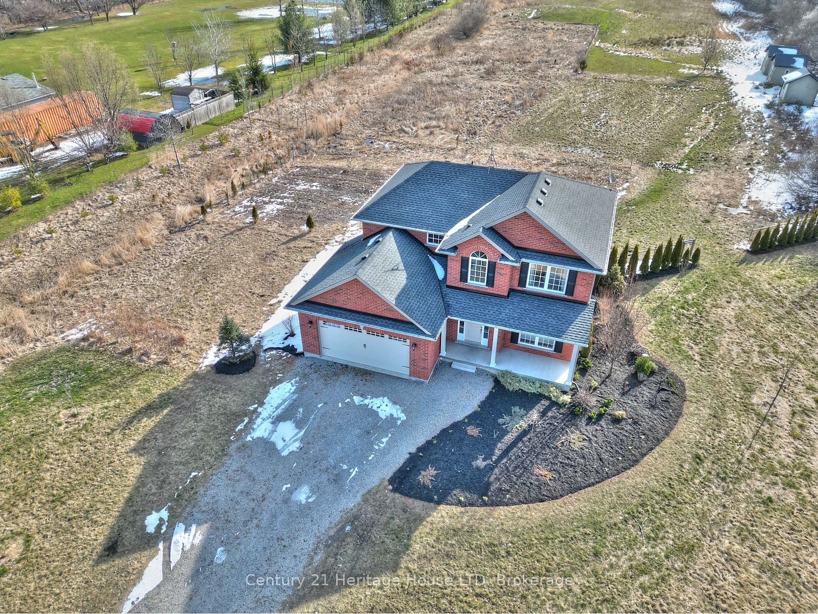 51267 Tunnacliffe Road Property Photo 3