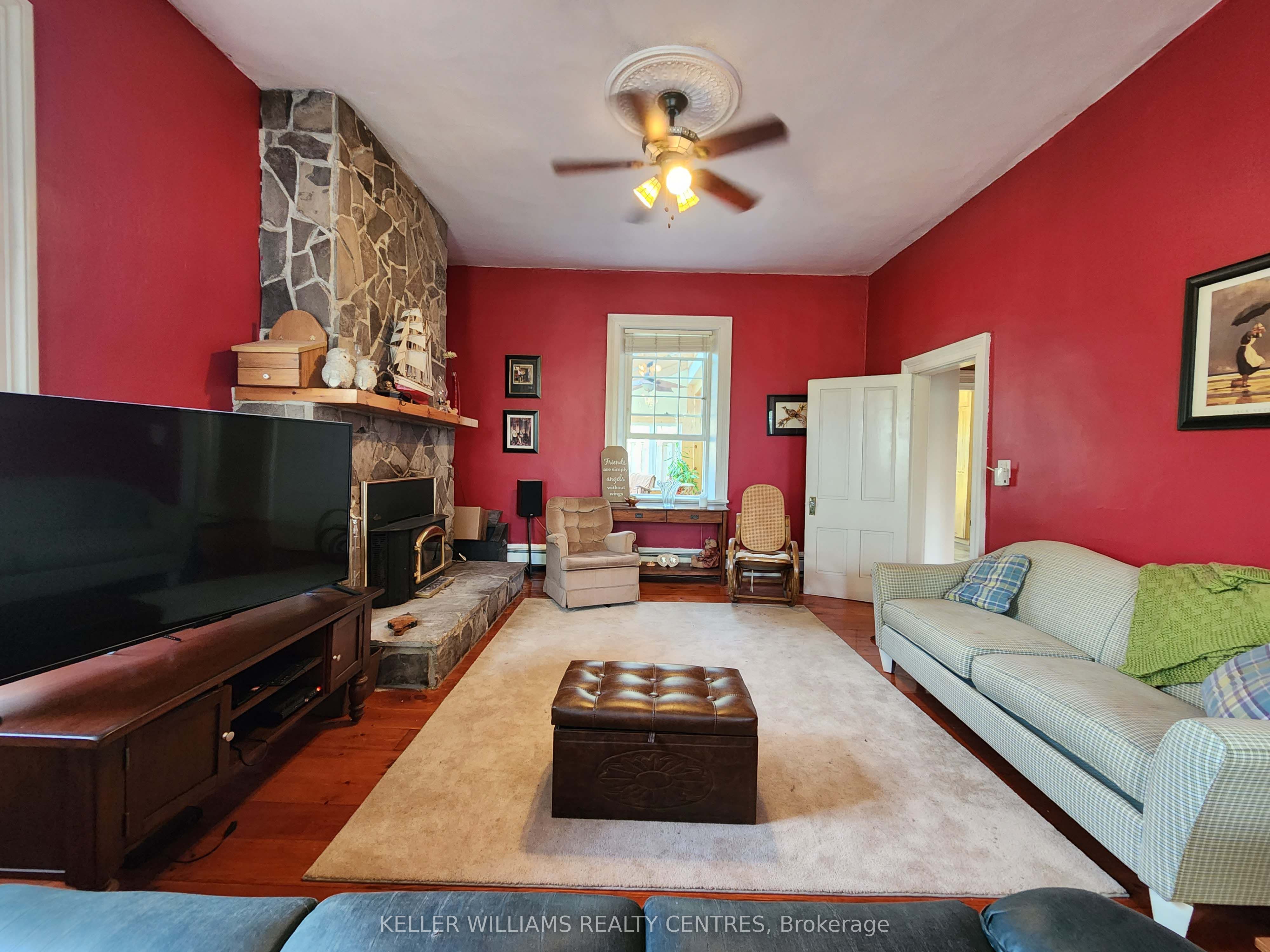 484 Carlisle Street Property Photo 12
