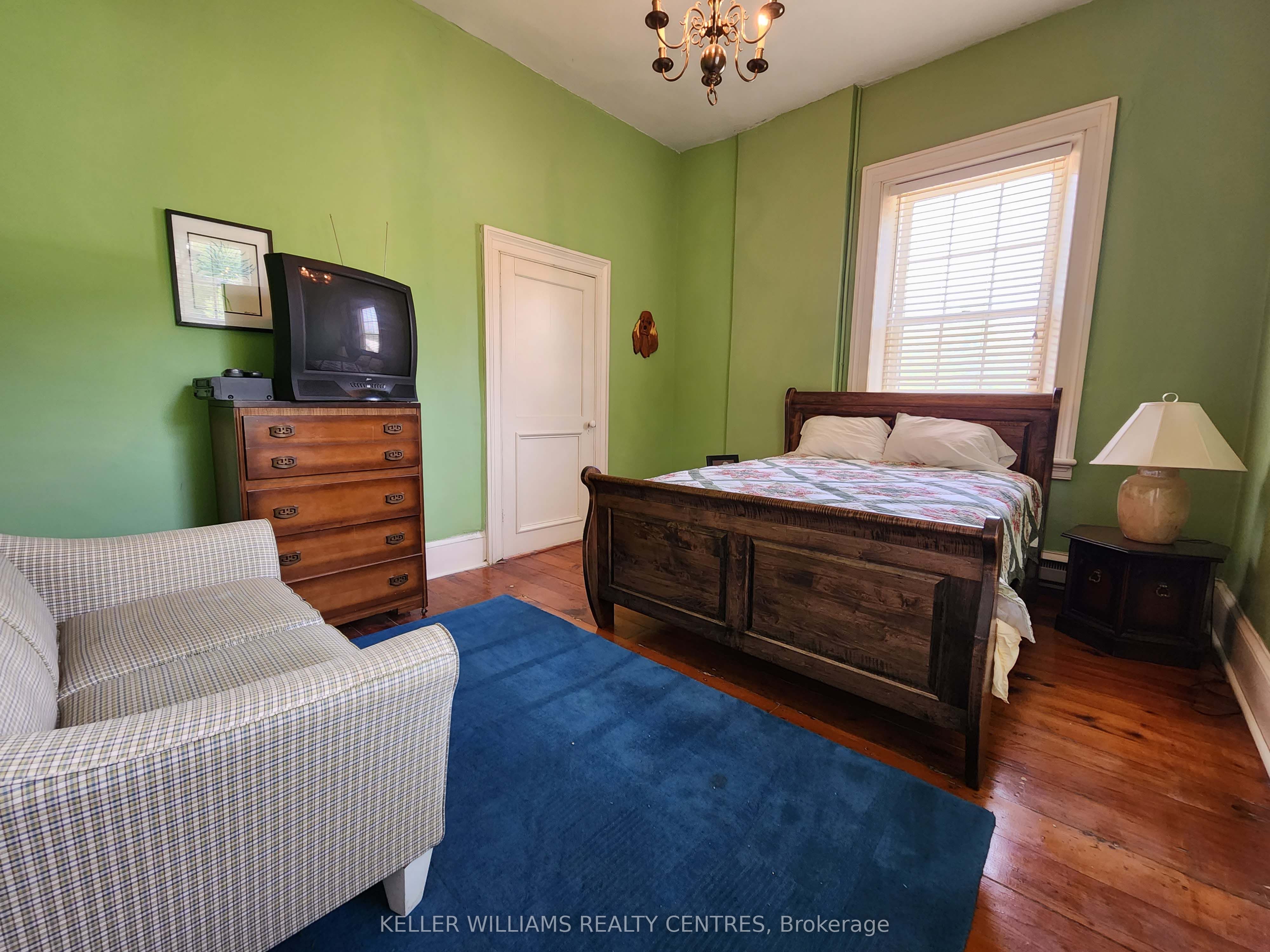 484 Carlisle Street Property Photo 21