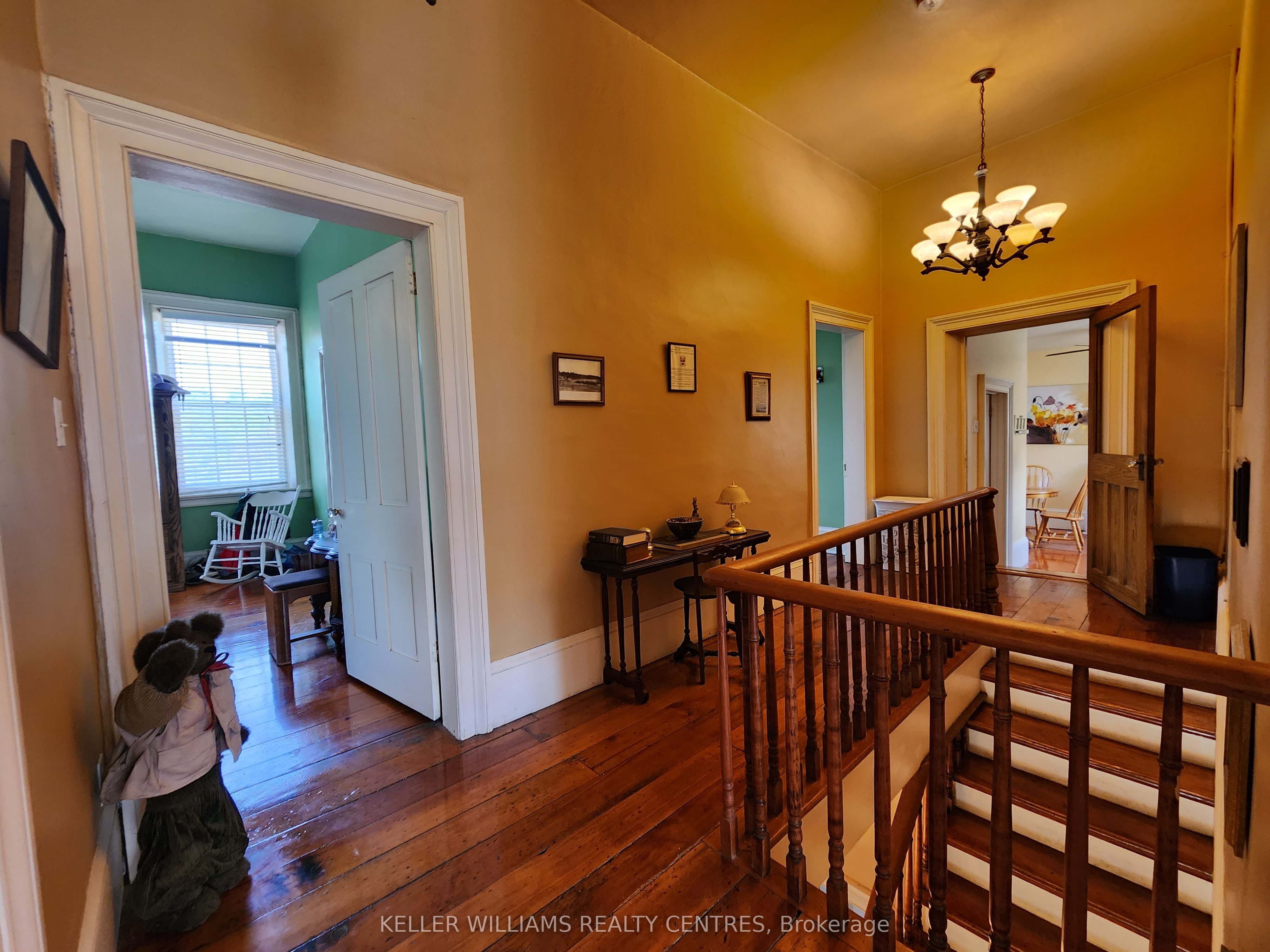 484 Carlisle Street Property Photo 23