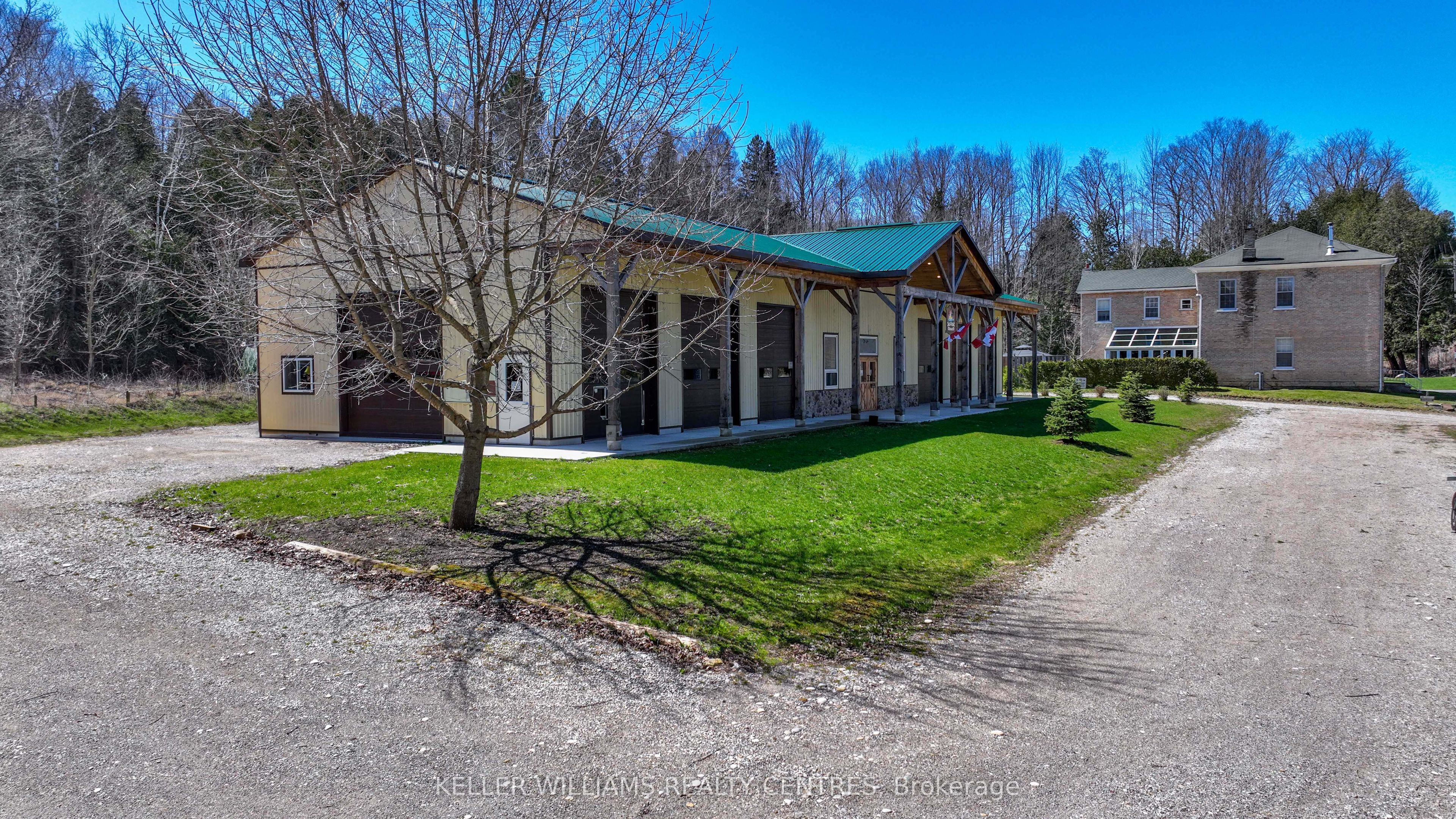 484 Carlisle Street Property Photo 33
